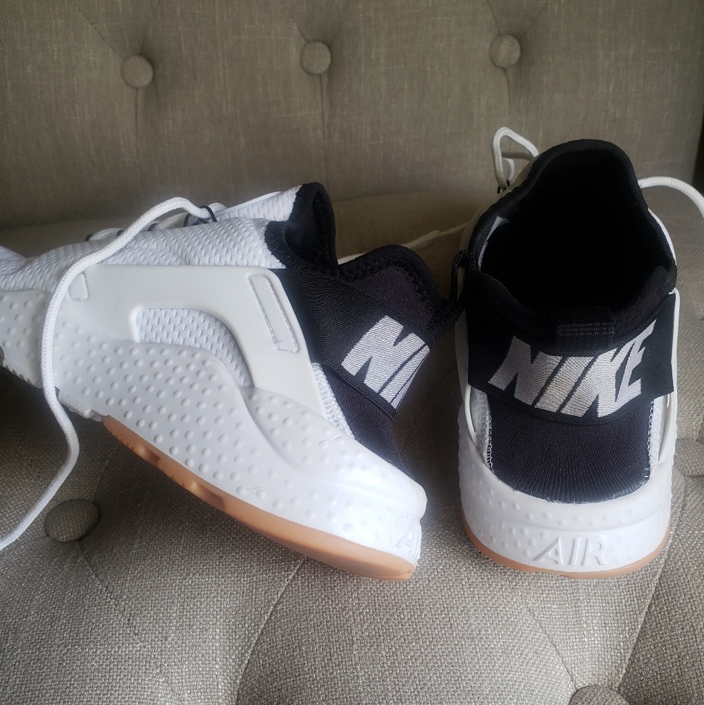 Nike Air Huarache sz 8